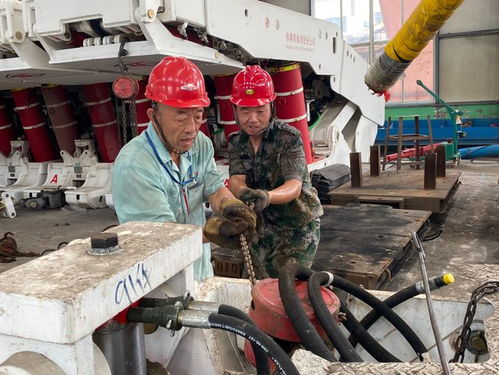 讓黨徽更明亮 山能棗礦柴里煤礦機電設(shè)備制修廠黨員奉獻(xiàn)彰顯責(zé)任擔(dān)當(dāng)